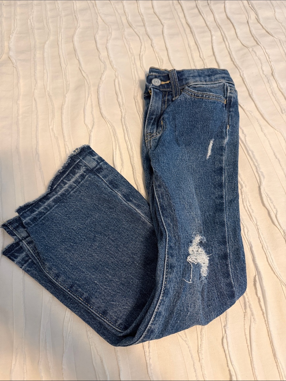 Girl’s Blue Distressed Jeans Old Navy
